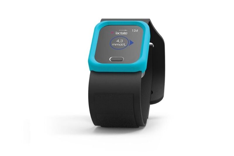 Man sieht die K’Watch Athlete.